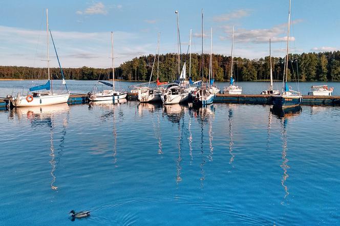 Jezioro Nidzkie Marina Pod Dębem