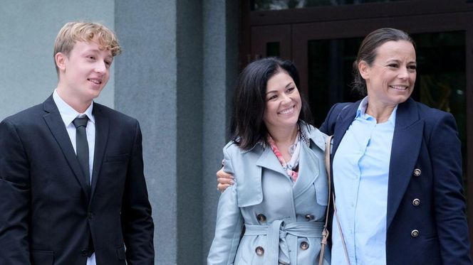 M jak miłość odc. 1842. Kacper (Bartosz Ziewiec), Magda (Anna Mucha), Kinga (Katarzyna Cichopek)