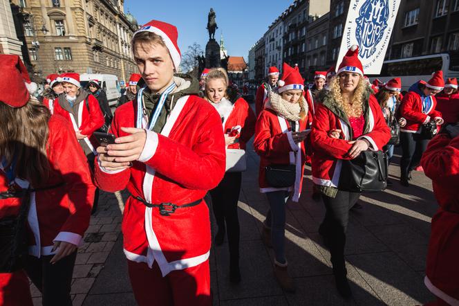 Mikołaje opanowały krakowski Rynek!