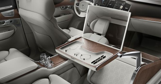 Volvo XC90 Excellence Lounge Console