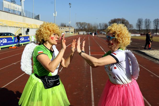  Dzień Kobiet w Rajtuzach to sukces. Piękna pogoda, tłumy kobiet to idealny przepis na celebrację święta w Rybniku ZDJĘCIA