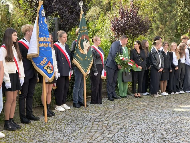 Obchody 17 września w Lesznie