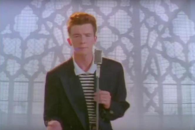 Rick Astley coveruje... Foo Fighters