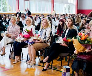 Uroczysta akademia z okazji Dnia Komisji Edukacji Narodowej w ZSP nr 5 odbyła się 13.10.2023