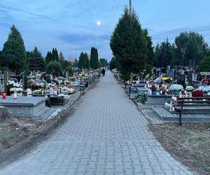 Cmentarz w Łodzi - 1 listopada