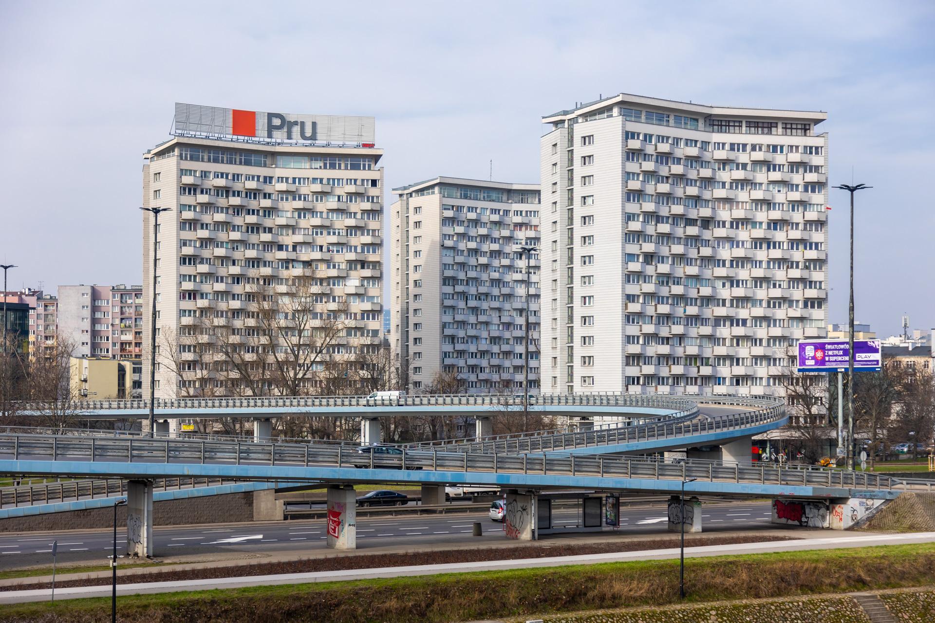 Iksy z Osiedla Torwar - zdjęcia. Jedne z najpiękniejszych bloków PRL w Warszawie