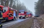 W koszmarnym wypadku na DK74 ucierpiało 6 osób, wśród nich studenci Politechniki Łódzkiej. Pilnie potrzebują krwi