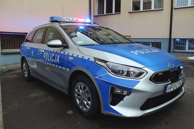 Nowe radiowozy w Suchej Beskidzkiej 