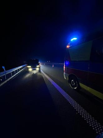 Śmierć na autostradzie A4 w Świętowni. 49-latek zginął potrącony przez ciężarówkę