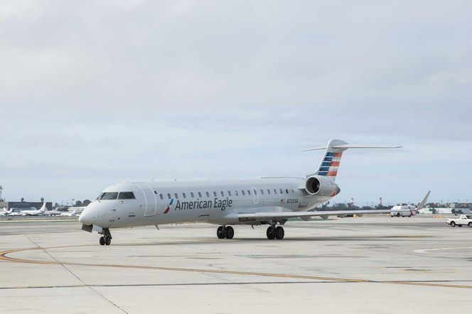 Samolot Bombardier CRJ-700 linii American Eagle