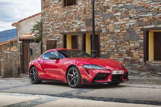 Toyota GR Supra w kolorze Renaissance Red