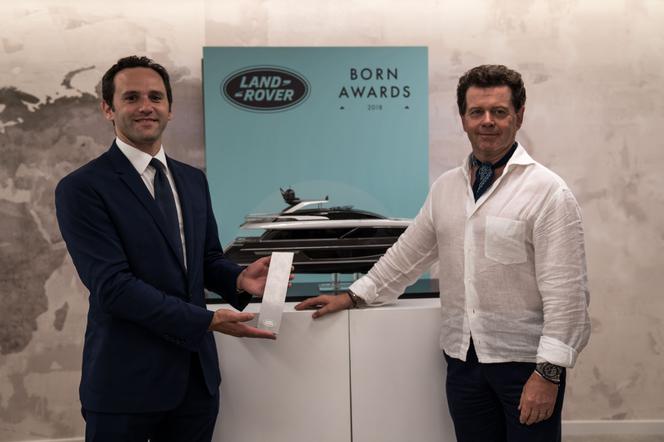 Giordano Pellacani, dyrektor sprzedaży odbiera nagrodę Land Rover Born Awards 2018