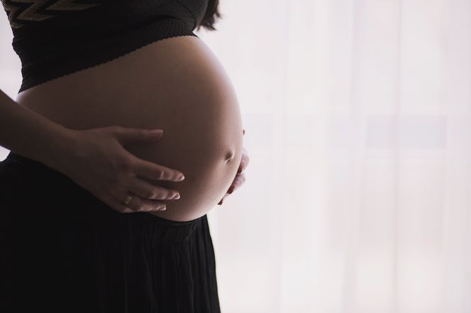 Nowe przepisy ułatwiające dostęp do świadczeń po stracie ciąży już funkcjonują 