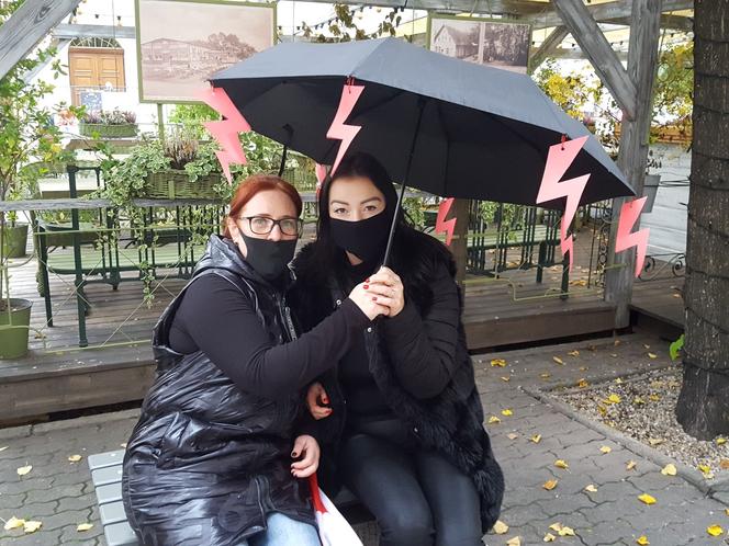 Idą lwice na ulice. Mieszkańcy Leszna znów protestują