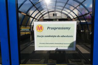 Wstrzymany ruch na jednej linii