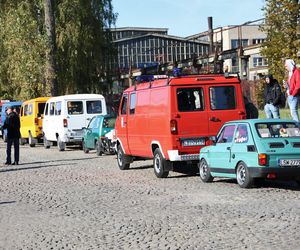 Zlot pojazdów zabytkowych na terenie dawnej Fabryki Samochodów Ciężarowych w Lublinie