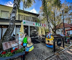Pożar restauracji w Ostródzie. Sandacza jadł tu niedawno Karol Nawrocki