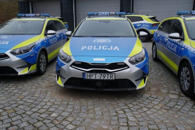 Nowoczesne radiowozy pojawią się na drogach Warmii i Mazur. Zobacz zdjęcia