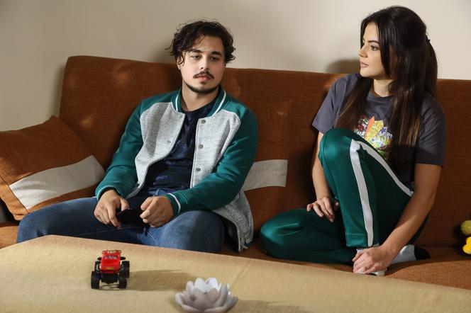Na Wspólnej odc. 3375. Przemek Smolny (Eryk Cichowicz), Dagmara (Katarzyna Ucherska)