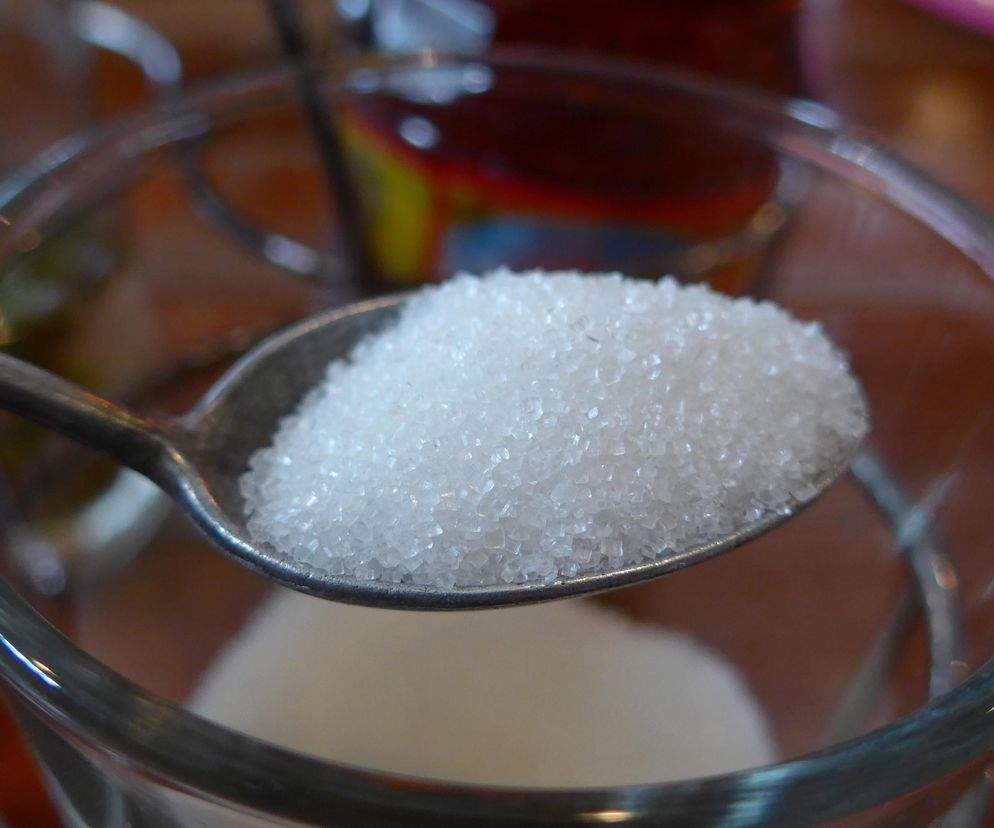 Chcesz zredukować ilość cukru w diecie? Dietetyczki podpowiadają, jak zacząć „odcukrzanie”