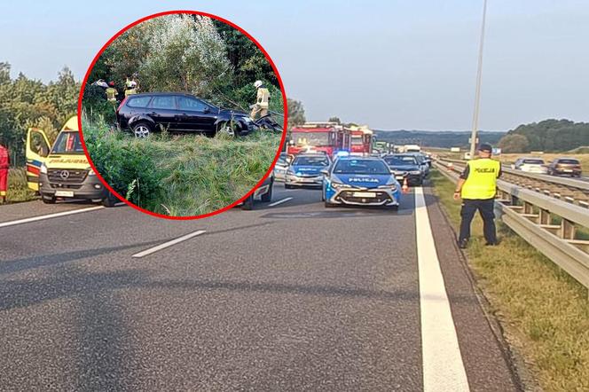 Śmiertelny wypadek na S8 pod Wrocławiem. Dwóch pasażerów volvo zginęło w zderzeniu z fordem [ZDJĘCIA]