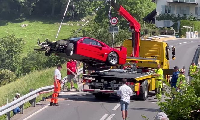 Ferrari F40 rozbite w Alpach