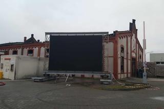 Zabytkowa Fabryka Lloyda w Bydgoszczy doszczętnie spłonęła. Z ogniem walczyło 40 strażaków