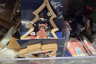 Lato się kończy, a w sklepach już święta Bożego Narodzenia. Klienci w szoku. To przesada!