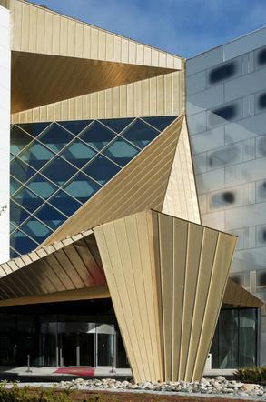 Hotel Clarion, Trondheim, Norwegia. Fot. Joern Adde. Materiały prasowe Polskiego Centrum Promocji Miedzi