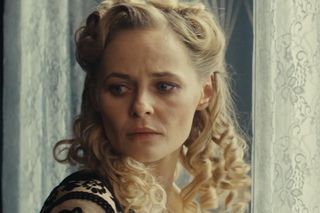 Zatoka szpiegów 2, odcinek 11: Greta ofiarą zamachu! Czy kochanka Franza zginie po wybuchu bomby? - ZDJĘCIA 