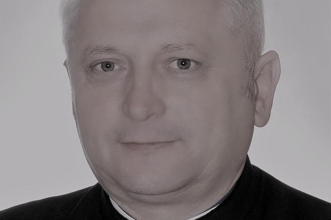 Bełchatów: Ksiądz Antoni Pietras przegrał długą walkę z koronawirusem. Zmarł w szpitalu 