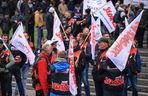 Protest Solidarności w Katowicach przed MCK. Chodzi o konferencję klimatyczną PRECOP