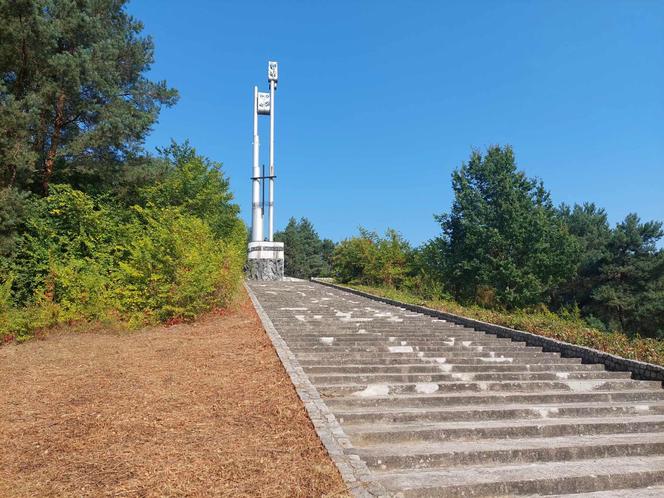 Fragment pomnika w Dolinie Śmierci w Bydgoszczy jest zdemontowany. Co teraz zrobi miasto? 