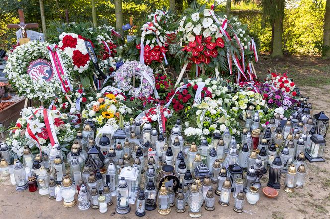 Tak wygląda grób Macieja Krakowiana przez 1 listopada