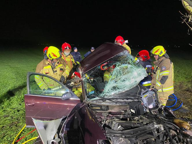 Koszmarny wypadek pod Mosiną! Jedna osoba trafiła do szpitala [ZDJĘCIA]