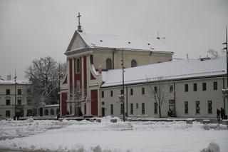 Zima zawitała do Lublina. Zobacz miasto pokryte białym puchem!