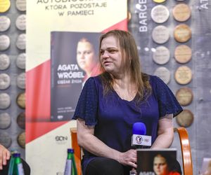 Dawno niewidziana Agata Wróbel pojawiła się na premierze autobiografii. Tak dziś wygląda medalistka olimpijska