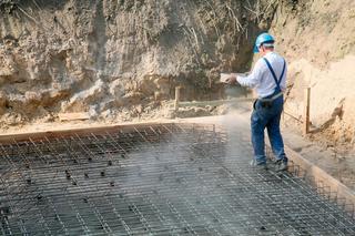 izolacja pod płytą fundamentową