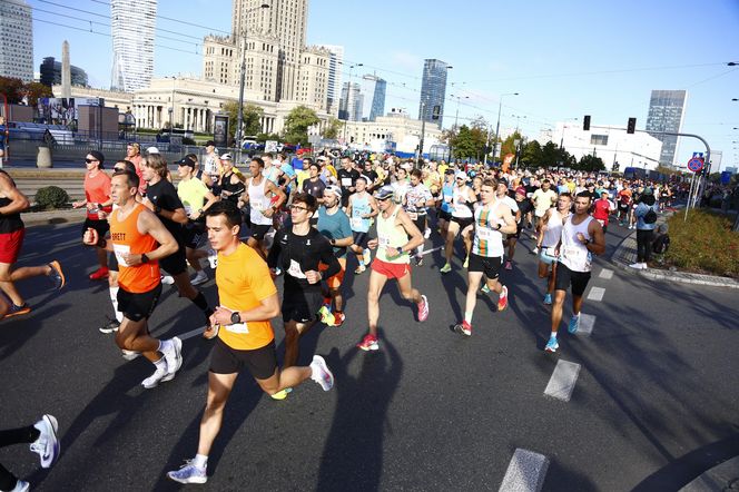 Uczestnicy 46. edycji Nationale-Nederlanden Maratonu Warszawskiego