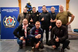 Policjant przemierza Polskę rowerem miejskim. Przejazdem był w województwie kujawsko-pomorskim [ZDJĘCIA] 