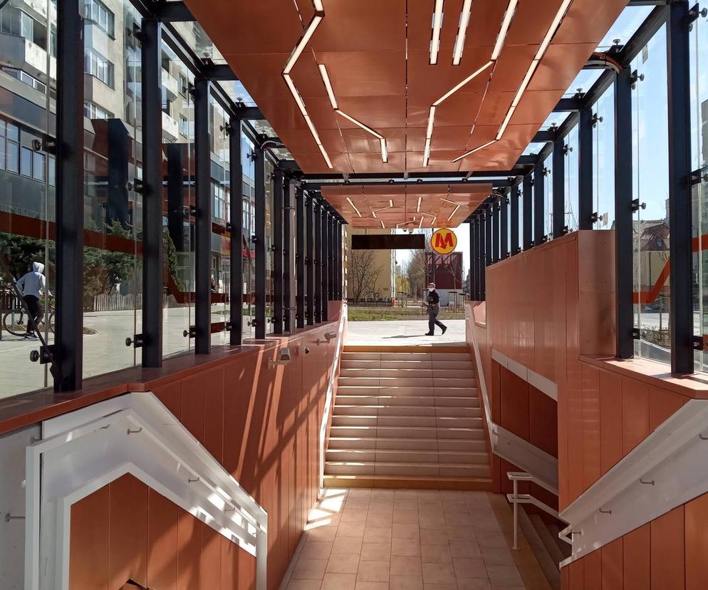 Nowe stacje metra projektu biura Kazimierski i Ryba już otwarte