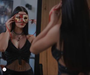 Na Wspólnej. Julka (Maja Oświecińska)