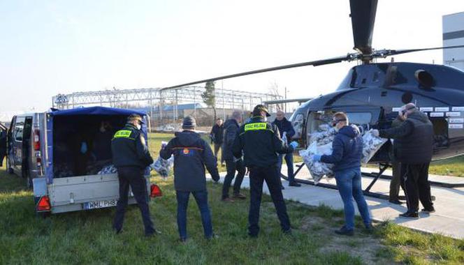 Koronawirus. Jako pierwsi w Polsce! Mława rozdaje mieszkańcom 32 tys. maseczek! [ZDJĘCIA]