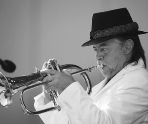 Pilne! Nie żyje Chuck Mangione! Wszyscy nucą jego przebój