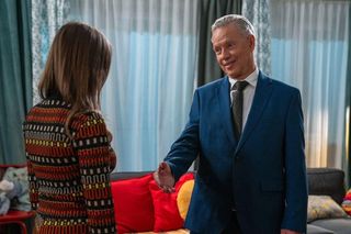 Barwy szczęścia odc. 3119. Madzia (Natalia Sierzputkowska), Henryk Kępski (Zbigniew Suszyński)