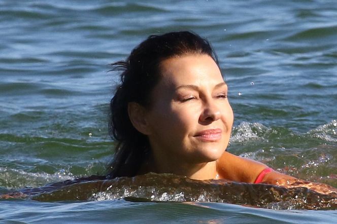 Anna Popek pracuje w zimnym morzu