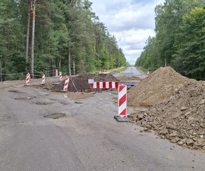 Remont drogi Tychów Stary - Starachowice (październik 2025)