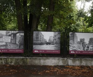 Powstanie Warszawskie w kadrze Stefana Starby Bałuka. Cichociemny szedł z aparatem do Powstania