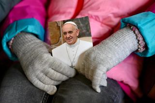 Najnowszy komunikat Watykanu o stanie zdrowia papieża. „Rokowania pozostają ostrożne”