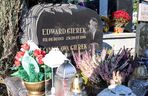 Grób Edwarda Gierka w Sosnowcu tonie w kwiatach na Wszystkich Świętych